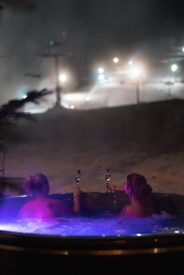 Pensjonat Laworta Ski Устрики-Долішні Екстер'єр фото